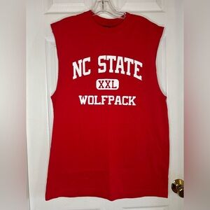 Starter NC State Wolfpack Cut Off Sleeve Style Tank Top T-shirt Men’s Large